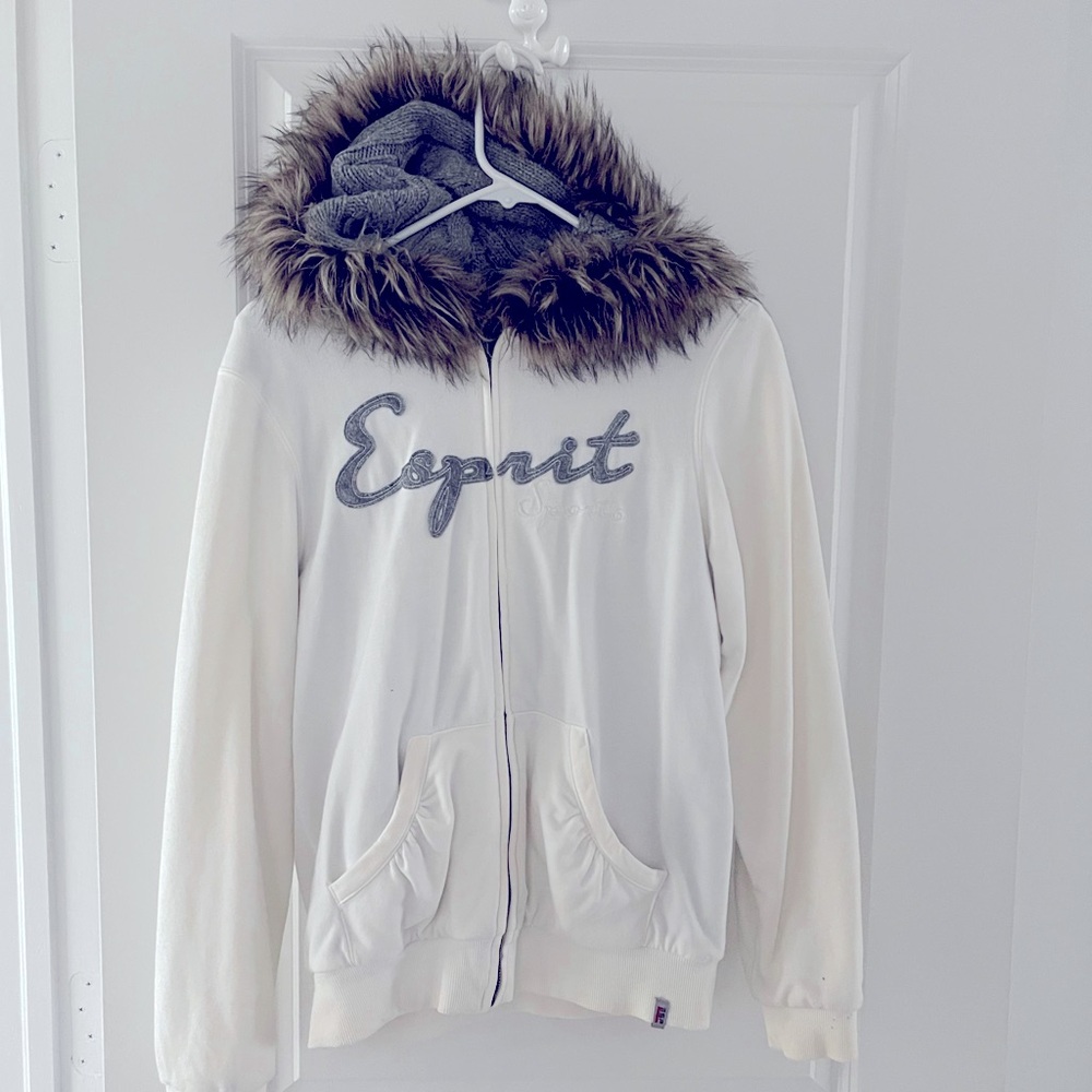 French Esprit Sport white warm fleece reversable jacket with rabbit fur.
